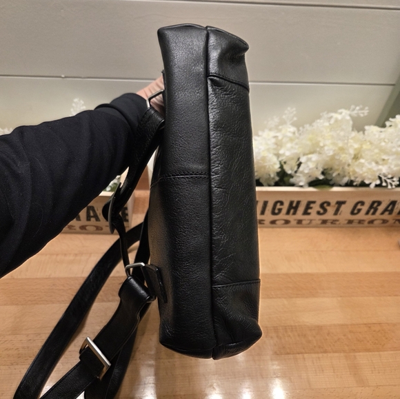 Latico Leathers Black Genuine Leather Backpack Vintage - Picture 5 of 16